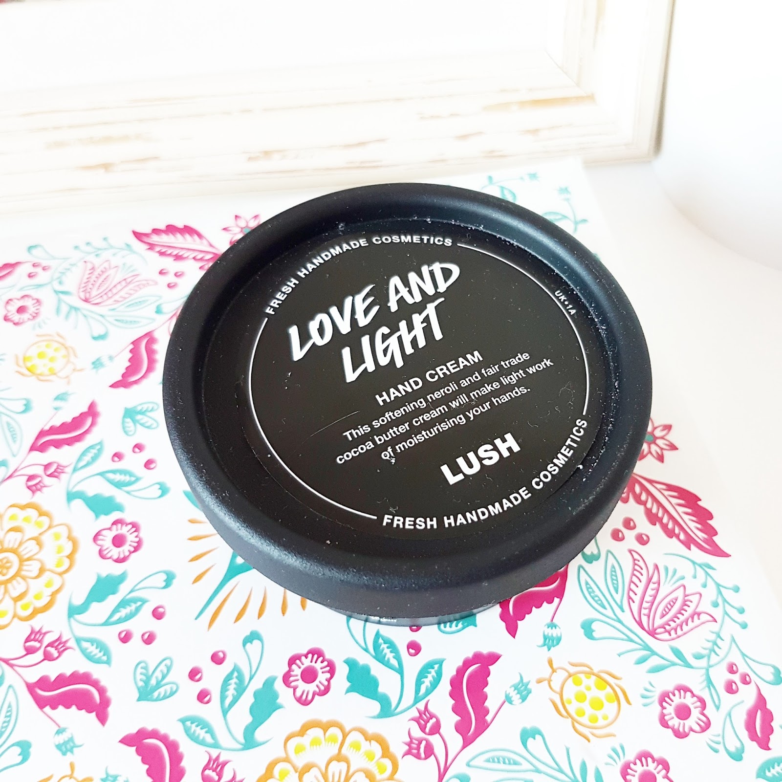 Lush Love & Light Hand Cream </div>
</div>
</div>
</div>
<div style=